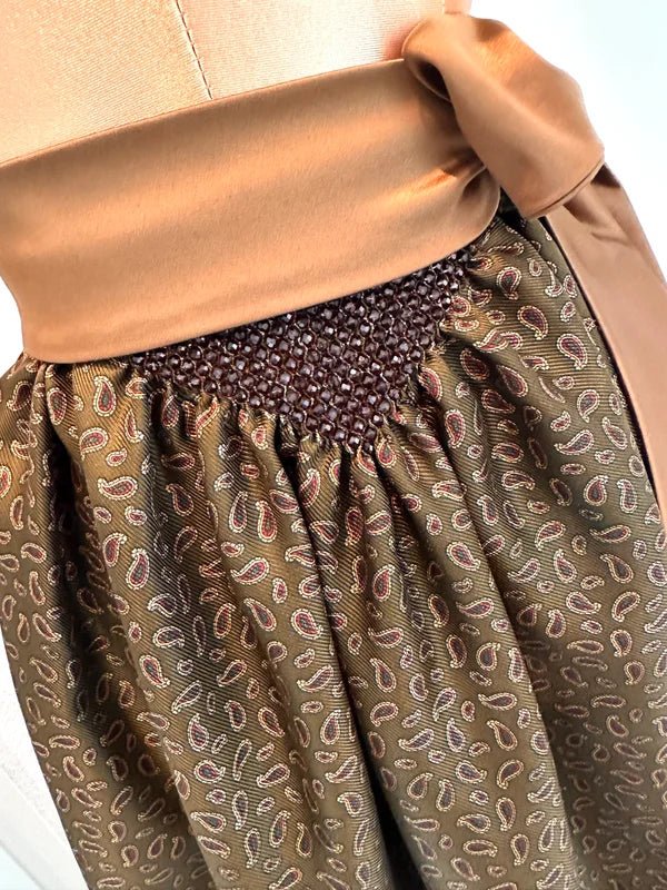 Dirndl passende schürze