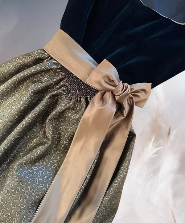 Dirndl apron LOUISE Paisley/Bronze