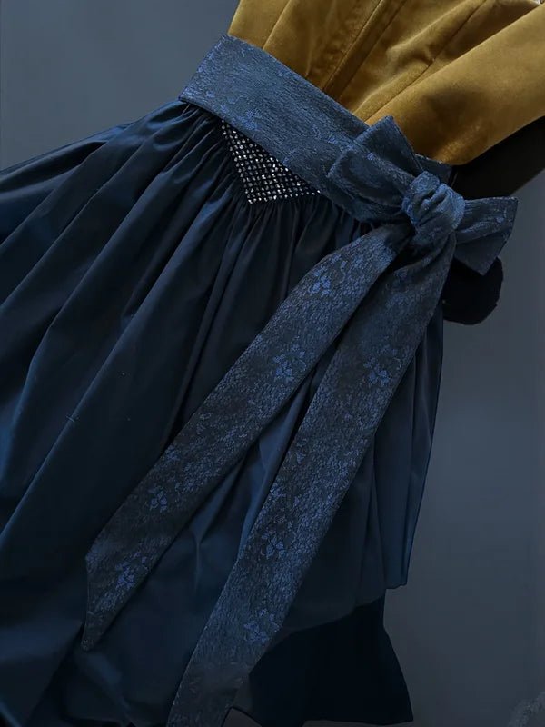 Dirndlschürze ADELE Nachtblau/Spitze